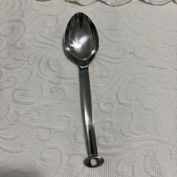 4 Serving Utensils (2 Large Spoons, 1 Pie Server and 1 Soup Ladle) - Picture 6 of 8